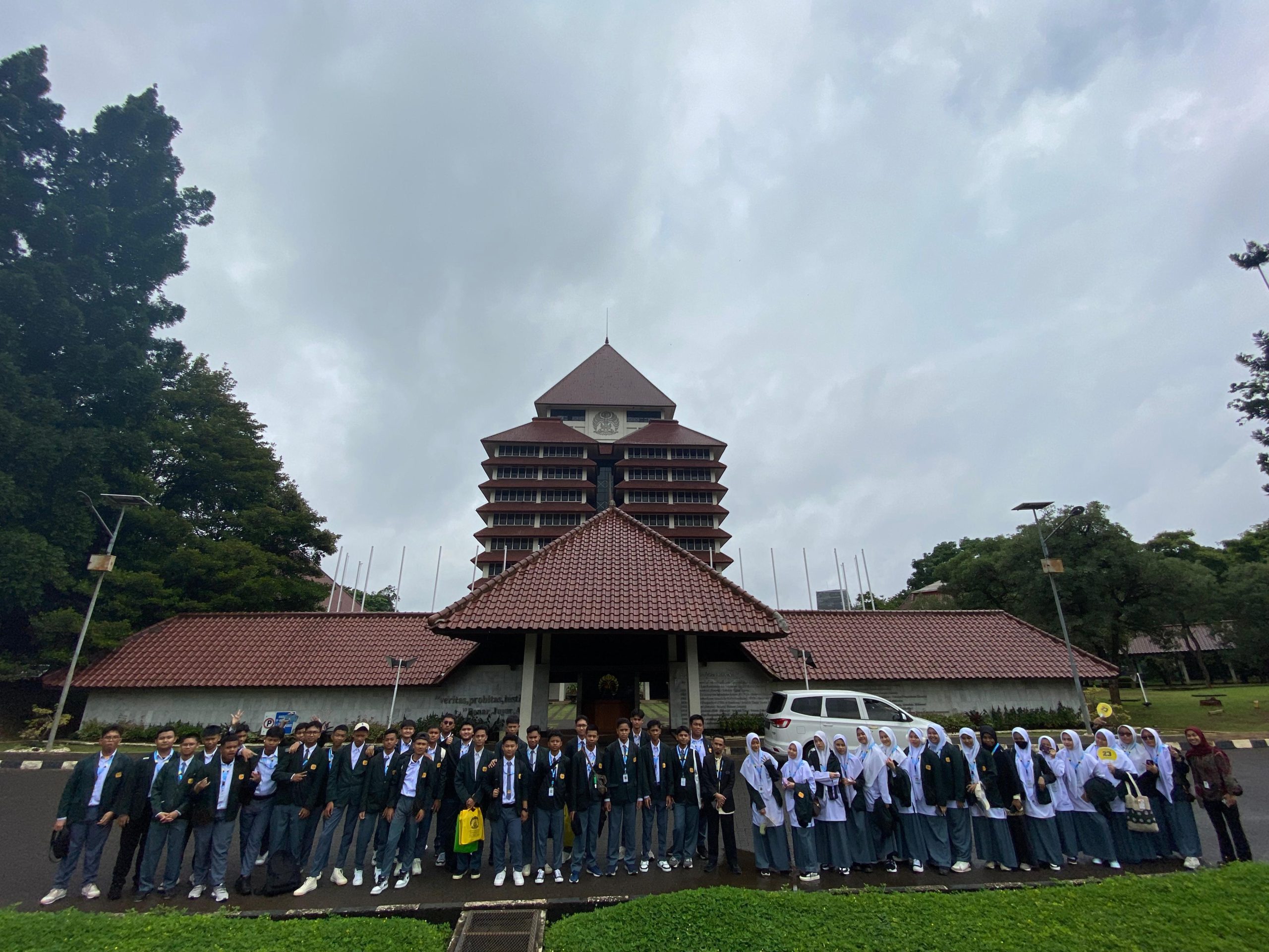 Edutour Hari Kedua, Atmosfer Semangat SMAIT Al-Fityan Gowa Membara di Kampus UI