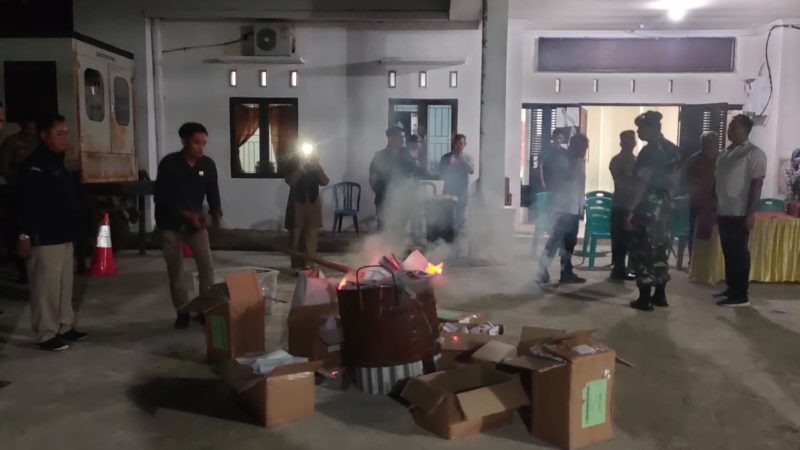 KPU Pinrang Musnahkan Surat Suara Pemilu 2024