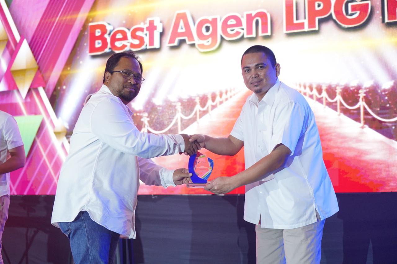 Awarding Mitra Retail Sales, Apresiasi Pertamina kepada Mitra Bisnis Terbaik di Sulawesi
