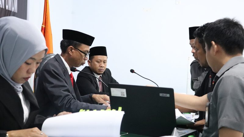 Terkuak Fakta di TPS Ujung dan Soreang, Pemilih Luar Dapat 5 Surat Suara