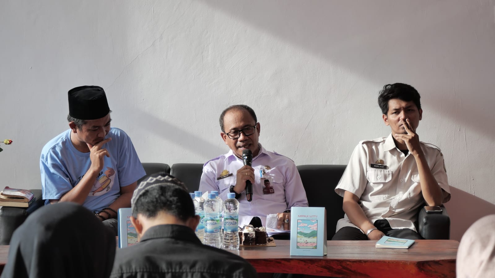 Kappala Luttu Terbang dari Bagian Halaman Rumah Kelahiran Bj Habibie atau Perpustakaan Panrita Parepare