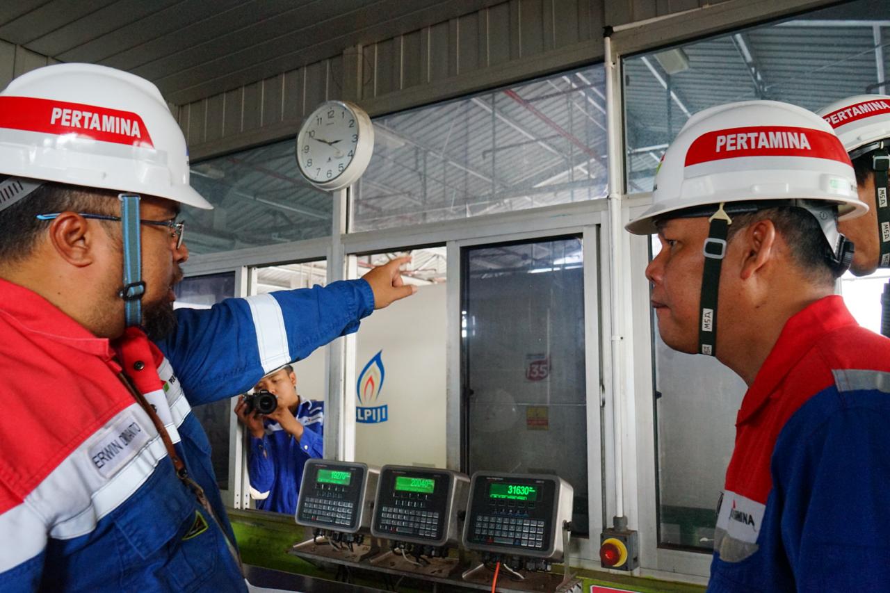 Hari Libur Akhir Pekan, Manajemen Pertamina Patra Niaga Sulawesi Cek Kesiapan Sarfas