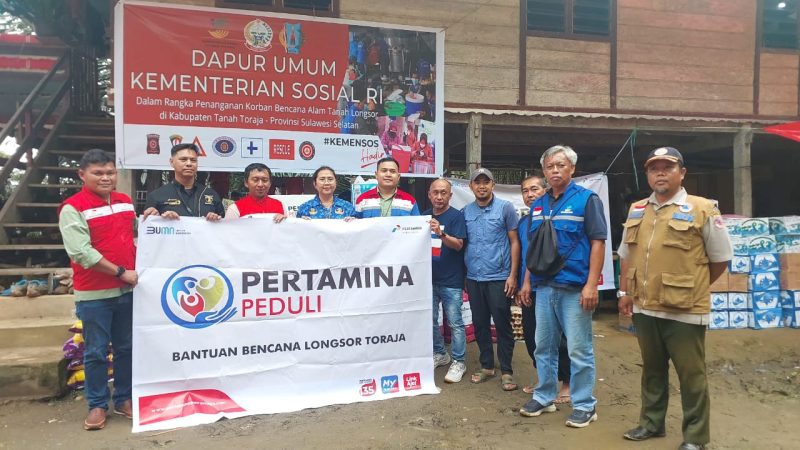 Pertamina Sulawesi Salurkan Bantuan ke Korban Longsor di Toraja