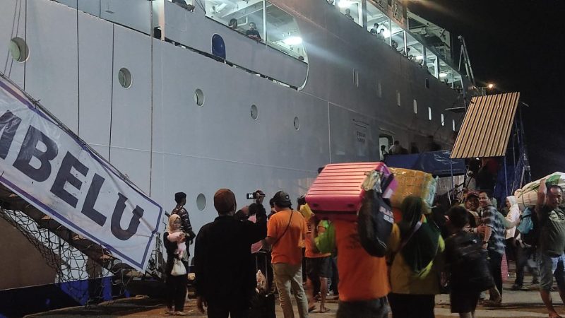 Puncak Arus Balik di Pelabuhan Parepare, 6.534 Penumpang ke Kalimantan