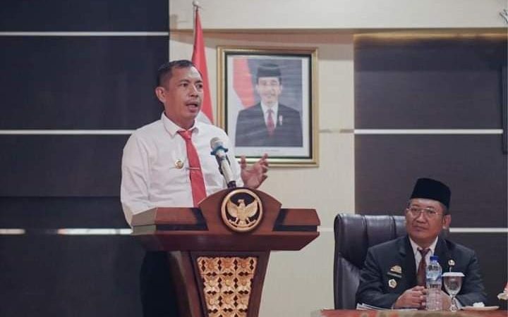 Pj Wali Kota Parepare Lepas Rombongan Pengusaha dan Jajaran Pemkot ke IKN