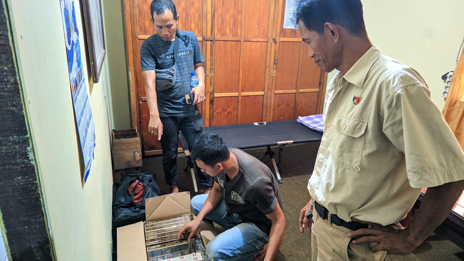 Pria di Parepare Harus Berurusan dengan Polisi Usai Curi Puluhan Pak Rokok