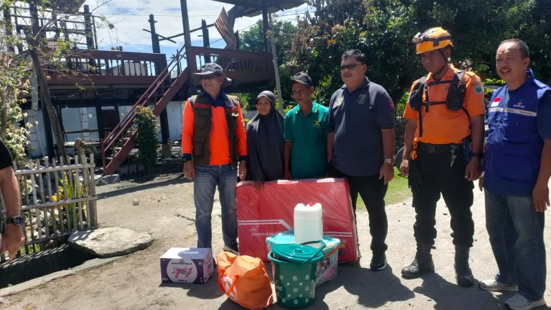 BPBD Pinrang dan Dinsos Bantu Korban Kebakaran di Dua Lokasi Berbeda