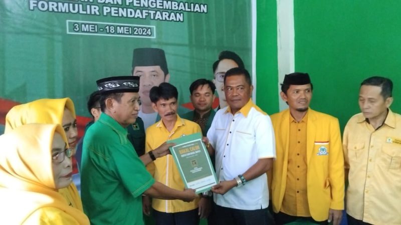 Maju Pilkada Pinrang, Usman Marham Kembalikan Formulir Pendaftaran Calon Bupati di PPP