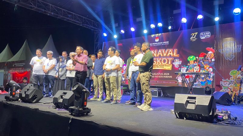 Karnaval Maskot Pilkada Serentak Sulsel 2024 Sukses Digelar di Parepare