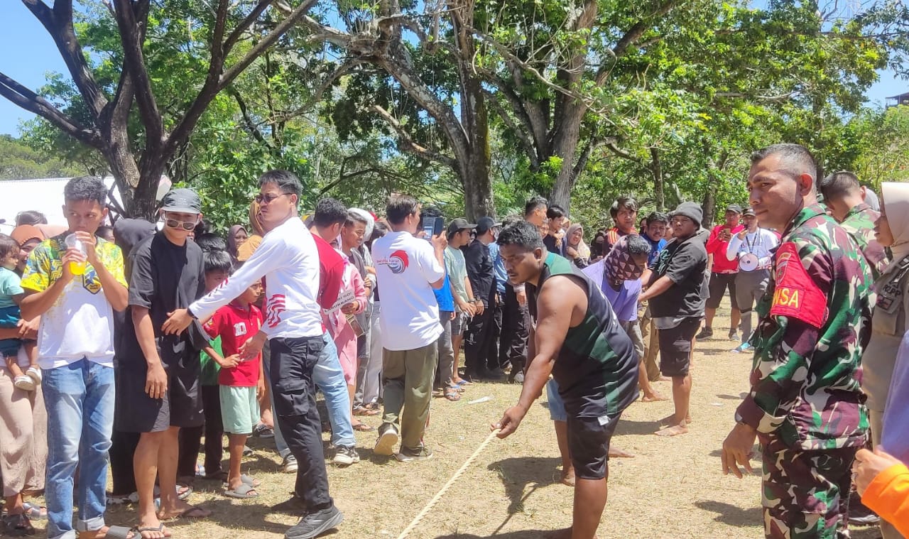 Pemkot Gelar Lomba Tarik Tambang, Kelurahan  Labukkang dan Bumi Harapan Juara 1