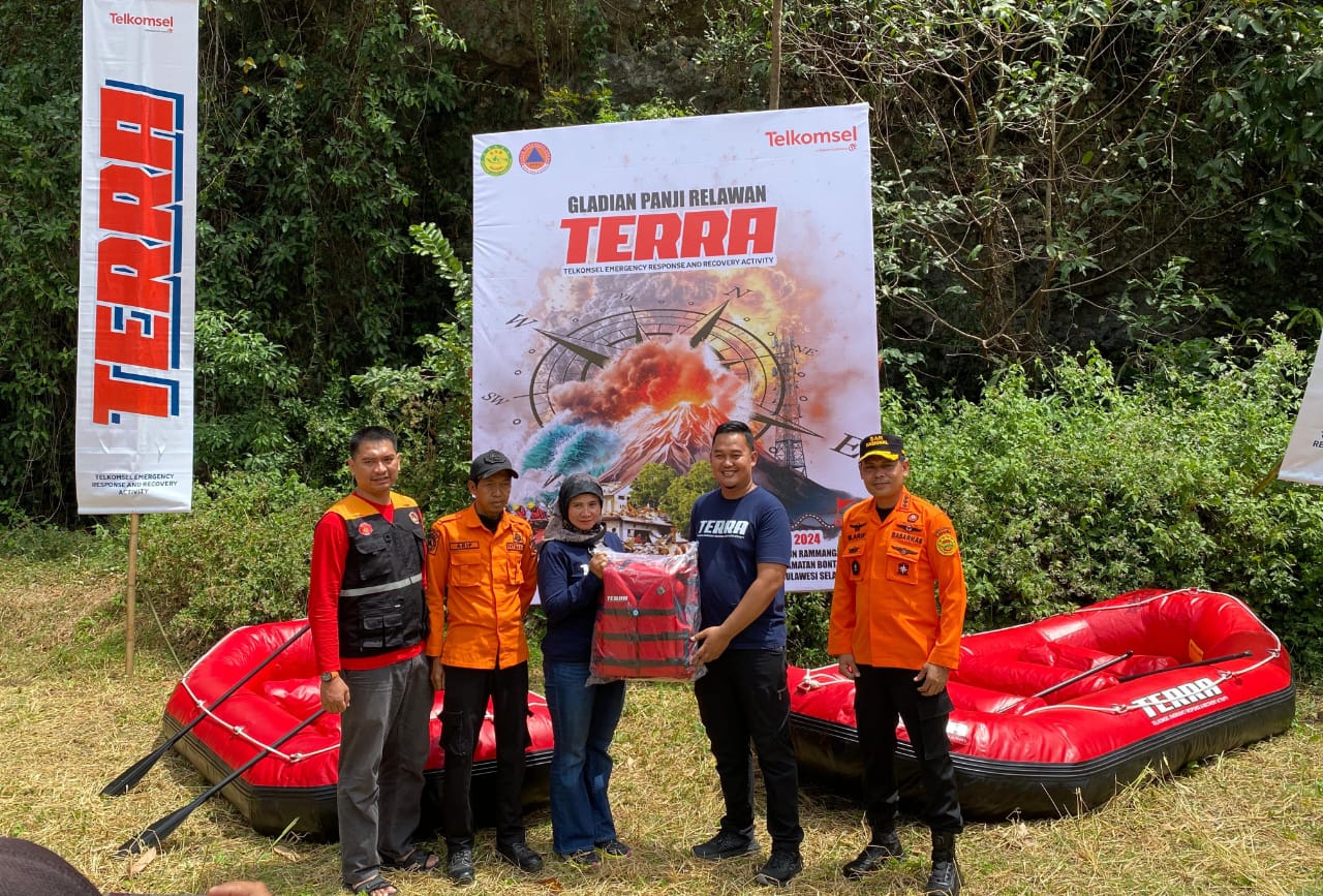 Kesiapsiagaan Bencana Alam, Telkomsel Beri Pelatihan ke Panji Relawan TERRA