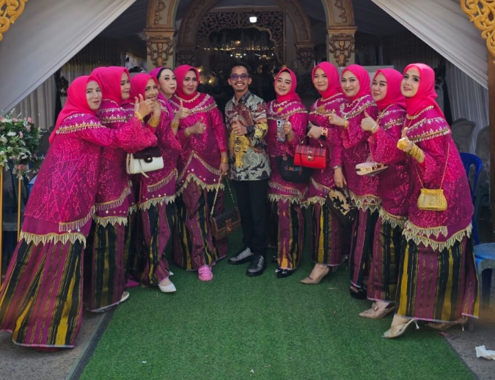 Emak-Emak Tangguh JADI Komitmen Menangkan Jaya-Dillah di Pilkada Pinrang