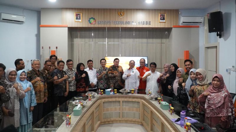 Pj Wali Kota Parepare Berkunjung ke Institut Teknologi Bj Habibie