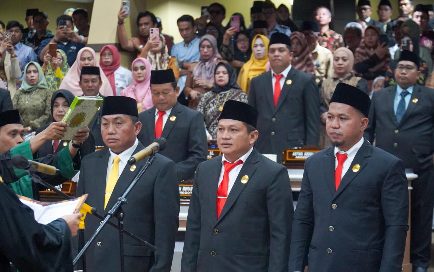 Tiga Pimpinan DPRD Parepare Dilantik