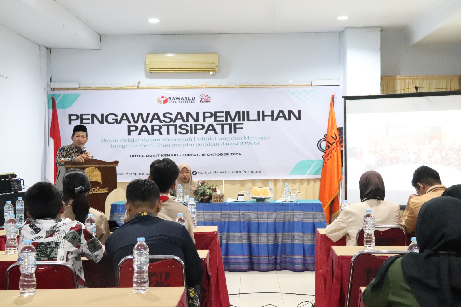 Bawaslu Parepare Ajak Pelajar Berpartisipasi dalam Pengawasan TPS saat Pilkada
