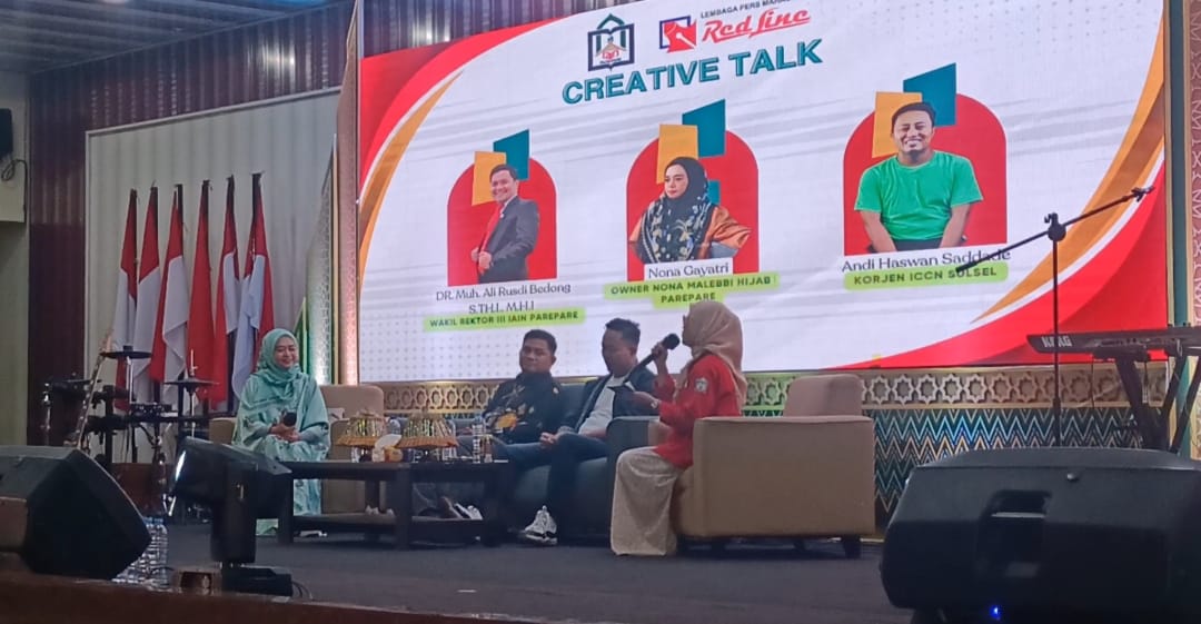 LPM Redline IAIN Parepare Sukses Gelar Creative Talk & Romantic Musical Showcase
