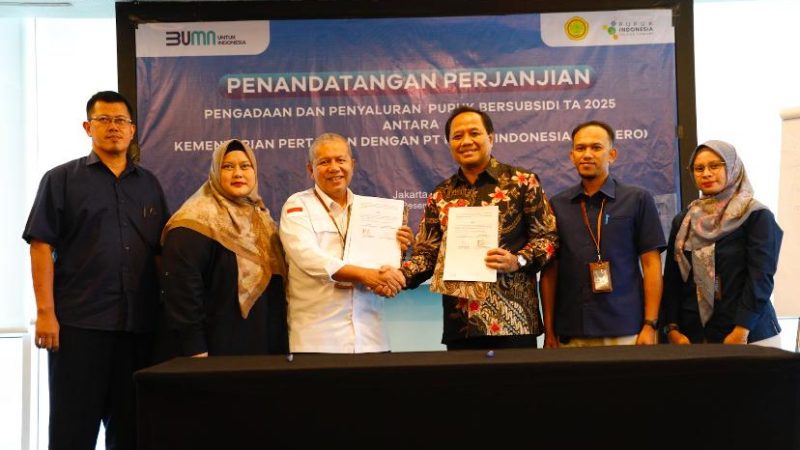 Kementan dan Pupuk Indonesia Teken Kontrak Pengadaan dan Penyaluran Pupuk Subsidi, 1 Januari 2025 Disalurkan