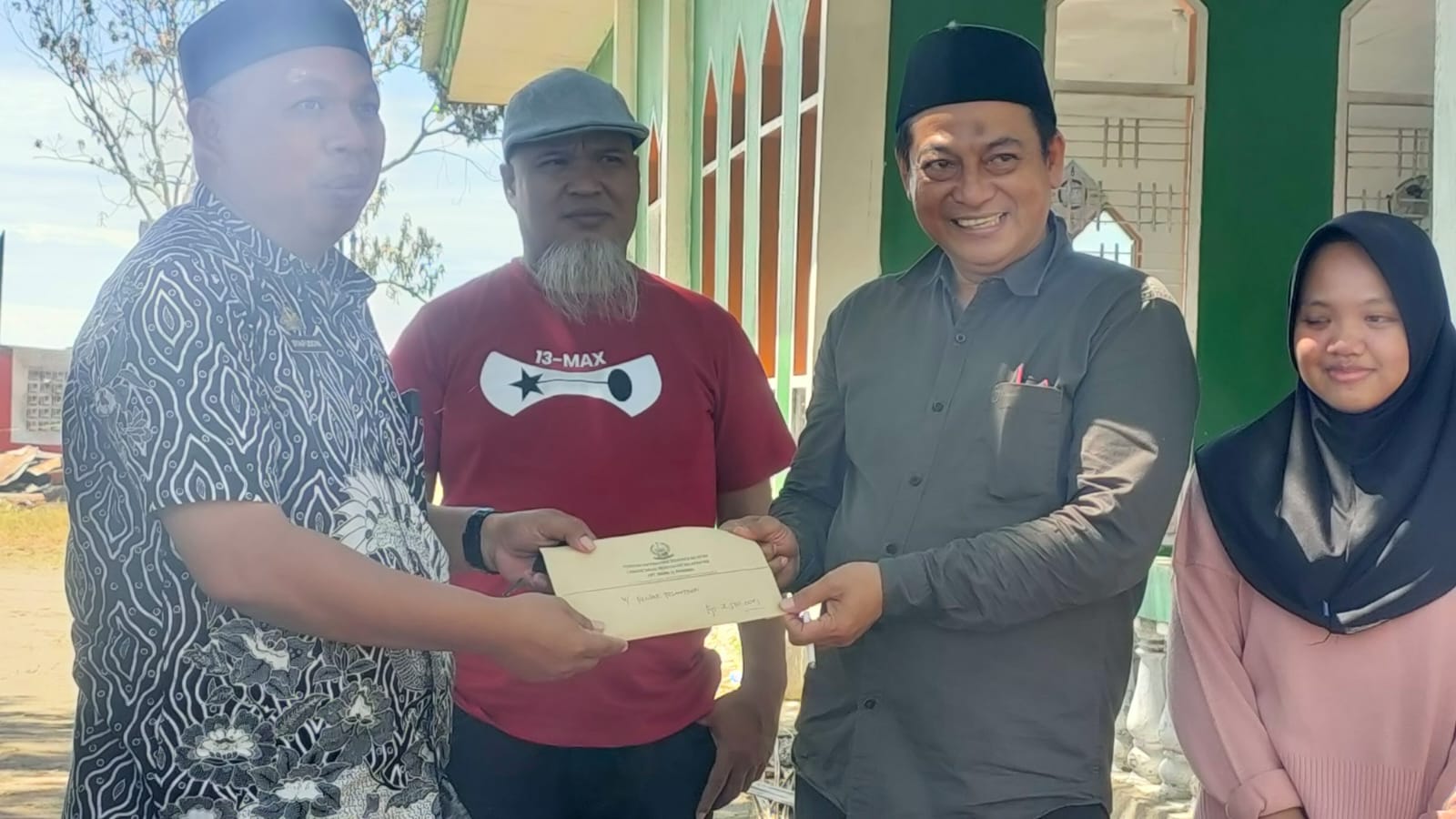 Bantuan untuk Santri Korban Kebakaran Ponpes Patobong Mulai Mengalir