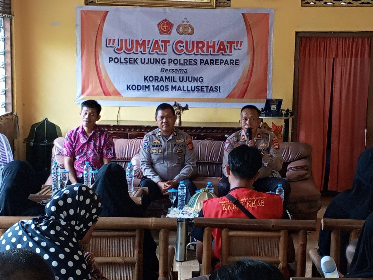 Jumat Curhat: Kapolsek Ujung Imbau Warga Laporkan Judi Sambung Ayam dan Pesta Miras