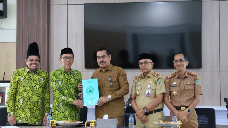 Pj Bupati Ahmadi Akil Terima Audiensi PD DMI Pinrang