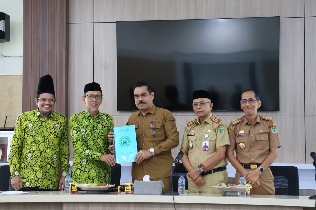 Pj Bupati Ahmadi Akil Terima Audiensi PD DMI Pinrang