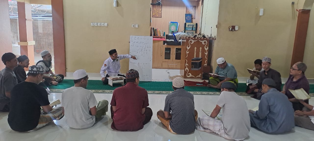 Libatkan Kemenag, Warga Binaan Lapas Parepare Jalani Pembelajaran Alquran di Hari Libur