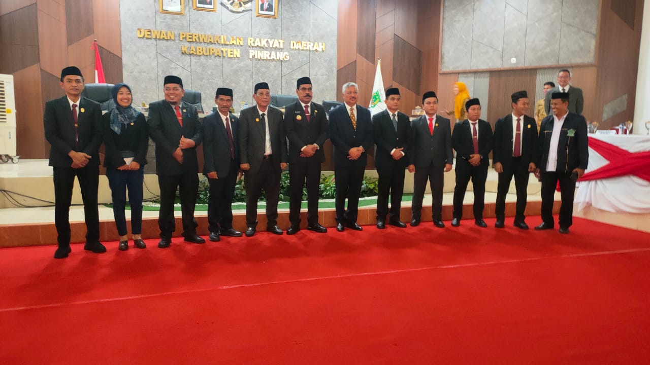 Sebelum Dilantik, DPRD Pinrang Tetapkan Andi Irwan Hamid-Sudirman Bungi sebagai Bupati Terpilih