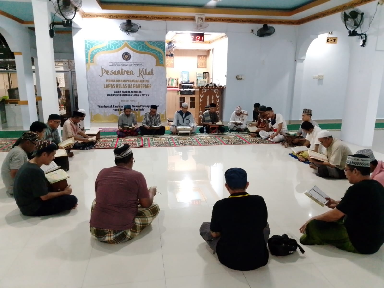 Kalapas Parepare Terapkan Program One Day One Juz untuk Warga Binaan