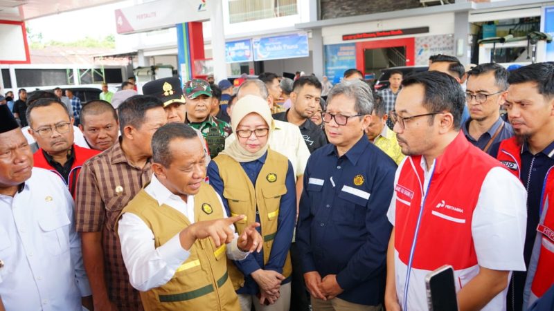 Menteri ESDM Cek Langsung Stok dan Kualitas BBM di Bau-Bau