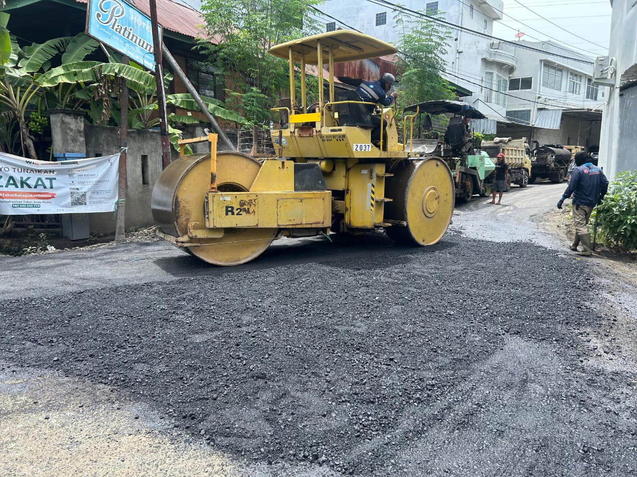 Tindak Lanjuti Keluhan Warga, Pemkot Parepare Perbaiki Jalan Jompie