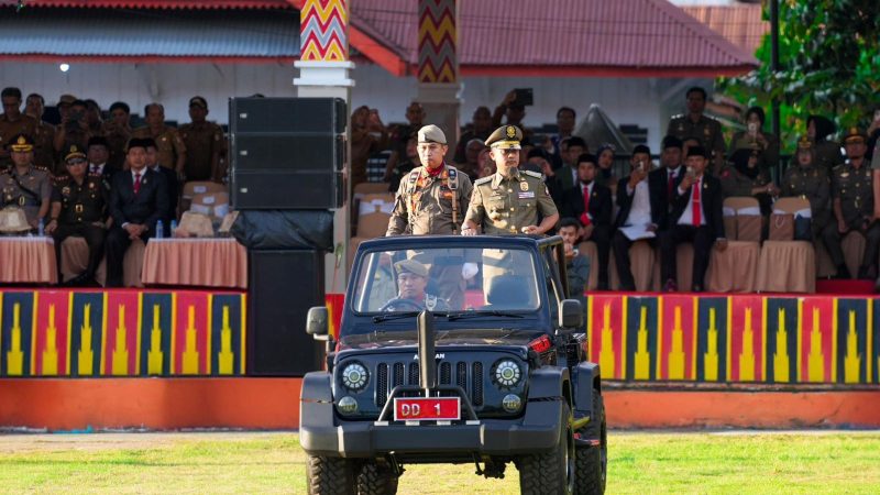 Gubernur Sulsel Pimpin Apel Satpol PP di Wajo Naik Mobil Listrik Jeep Andalan Cek Kesiapan Pasukan