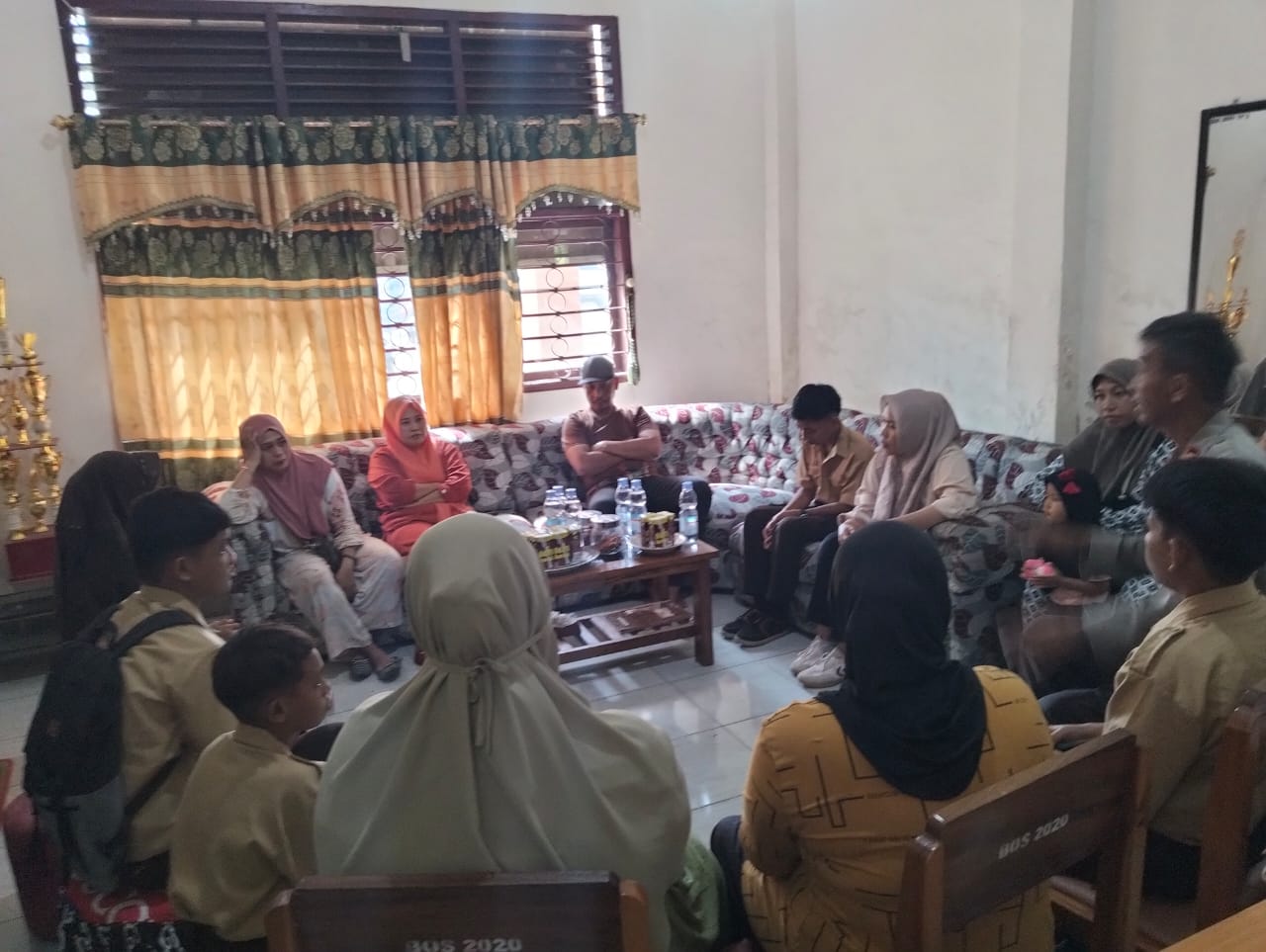 Diduga gegara Posting Foto Cewek, Siswa SMP Pinrang Dibully Rekannya