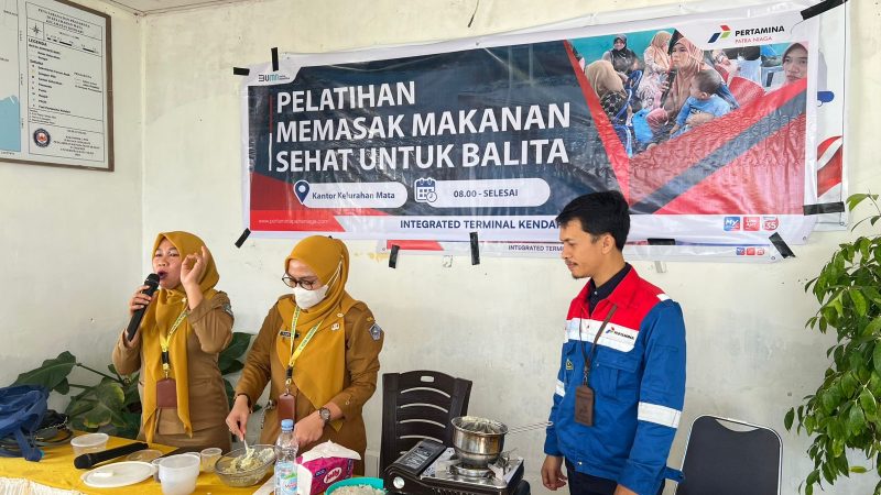 Pertamina Patra Niaga Sulawesi IT Kendari Gelar Program Gizi Mata Seimbang di Kelurahan Mata