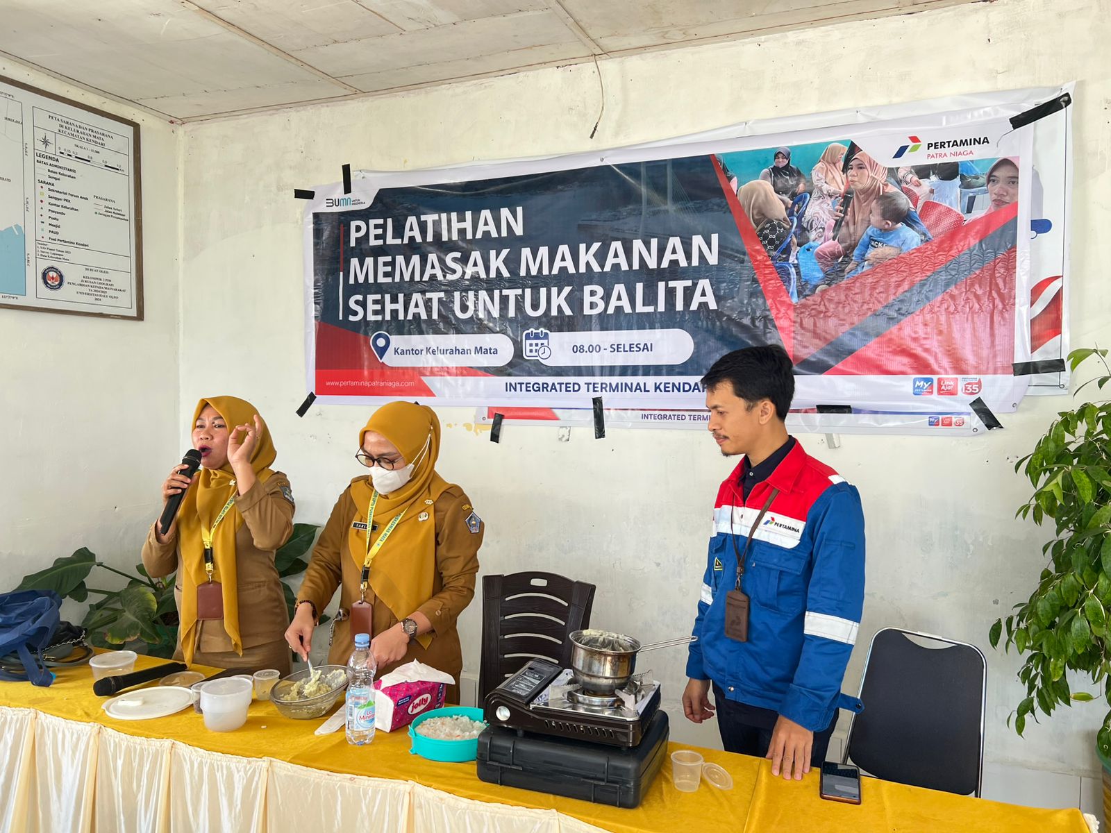 Pertamina Patra Niaga Sulawesi IT Kendari Gelar Program Gizi Mata Seimbang di Kelurahan Mata
