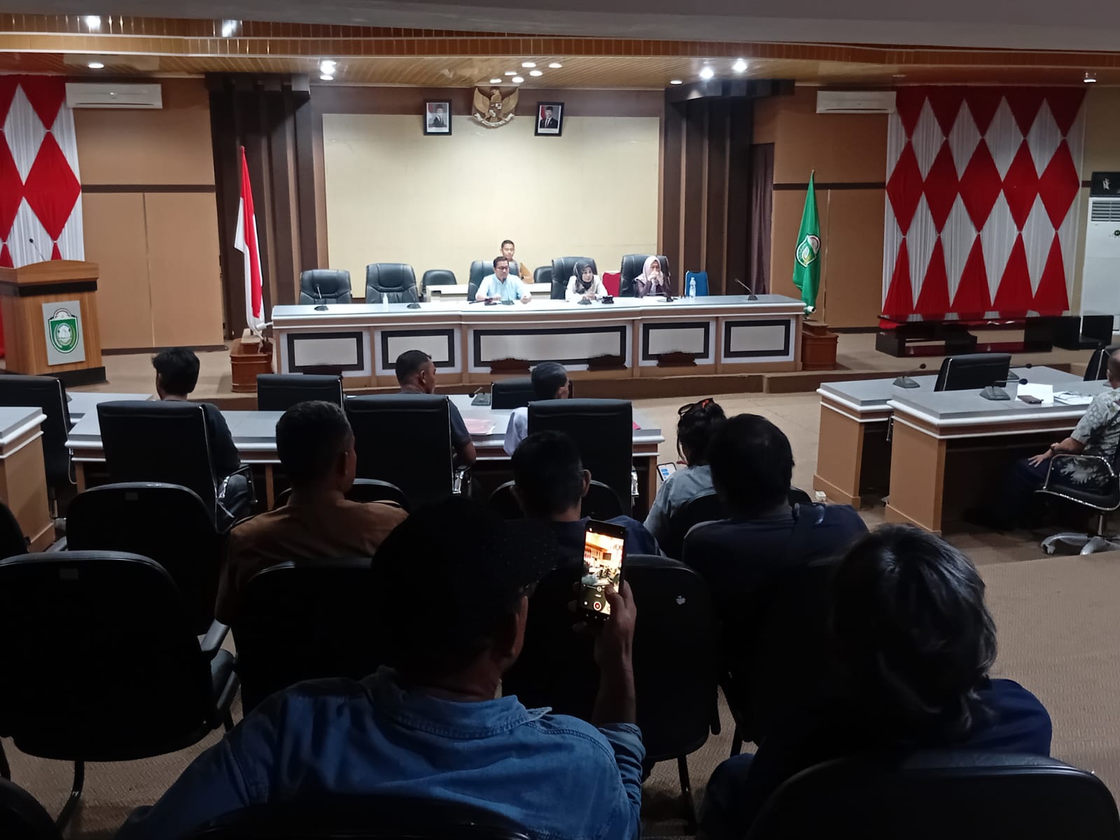 Ketua TKBM Bogart Hadir di RDP soal Dugaan Pemotongan Upah Buruh