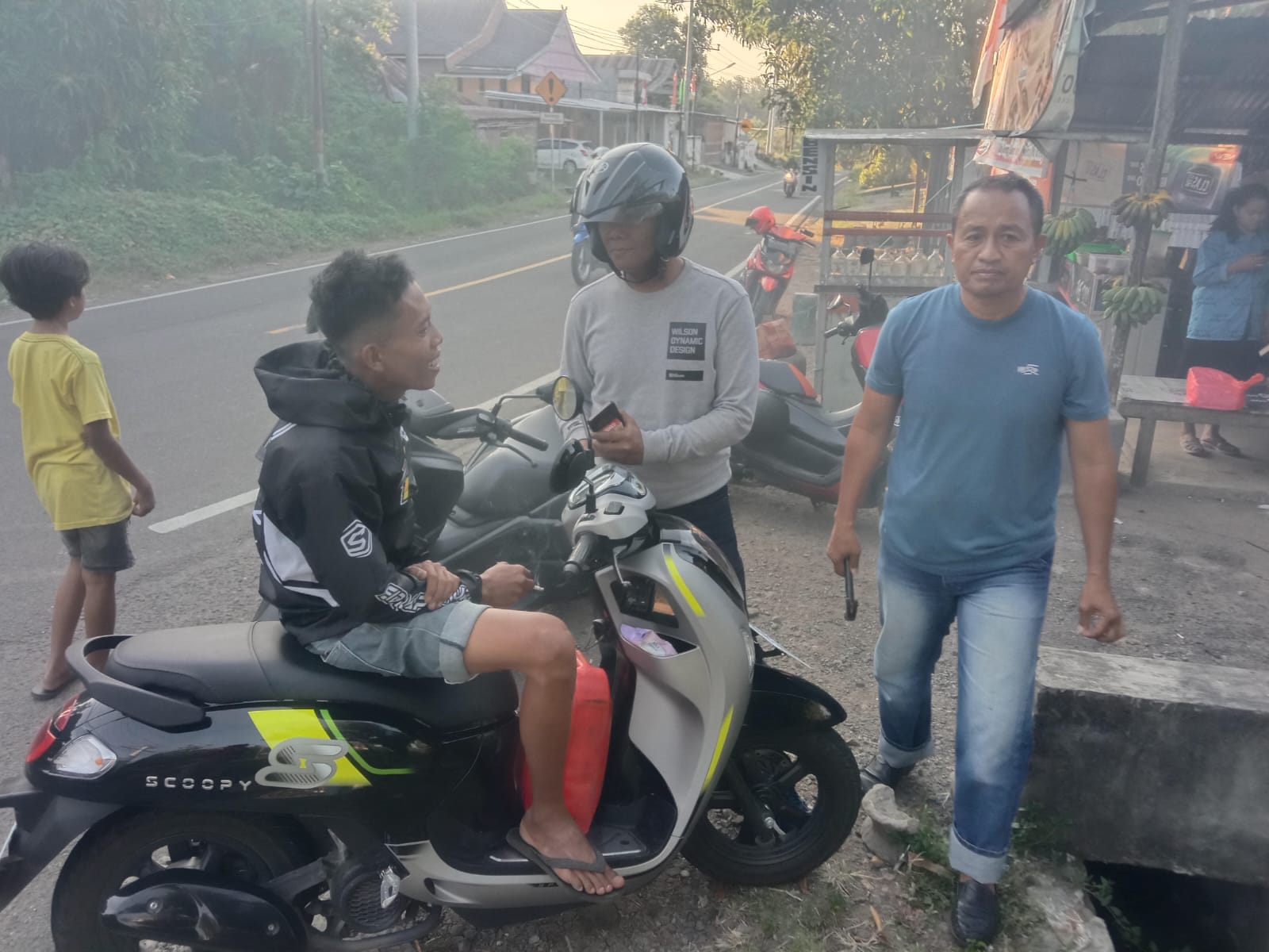 Polsek Bacukiki Amankan 10 Liter Miras Tradisional Jenis Ballo saat Patroli