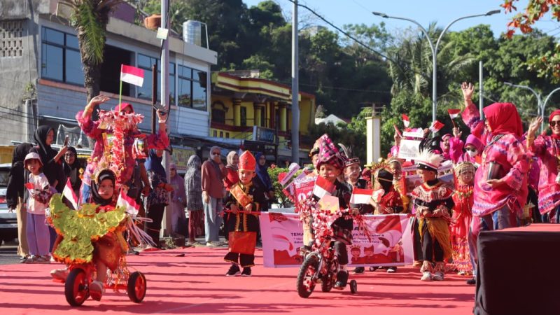 Ratusan Anak TK/RA Meriahkan Pawai Karnaval HUT RI ke-80 di Parepare