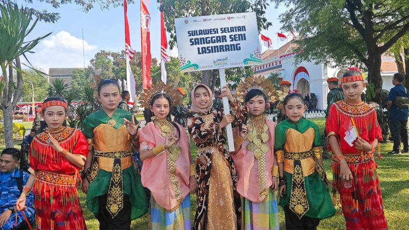 Harumkan Kabupaten Pinrang, Sanggar Seni Lasinrang Ikuti Karnaval Internasional