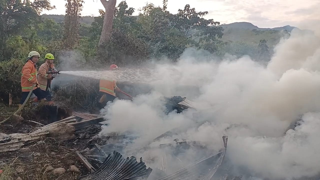 Tiga Asrama Ponpes Zubdatul Asrar NU Parepare Ludes Terbakar