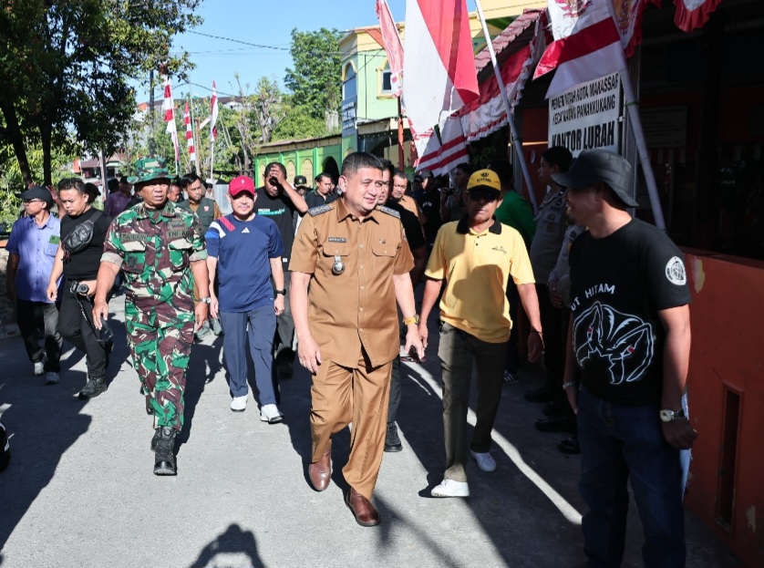 Wali Kota Makassar Fokus Kebersihan Kanal