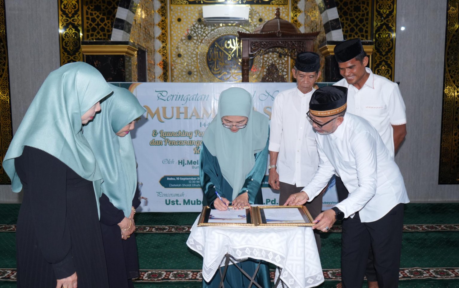 Bunda Literasi Makassar Galakkan Program 1 Masjid 1 Perpustakaan