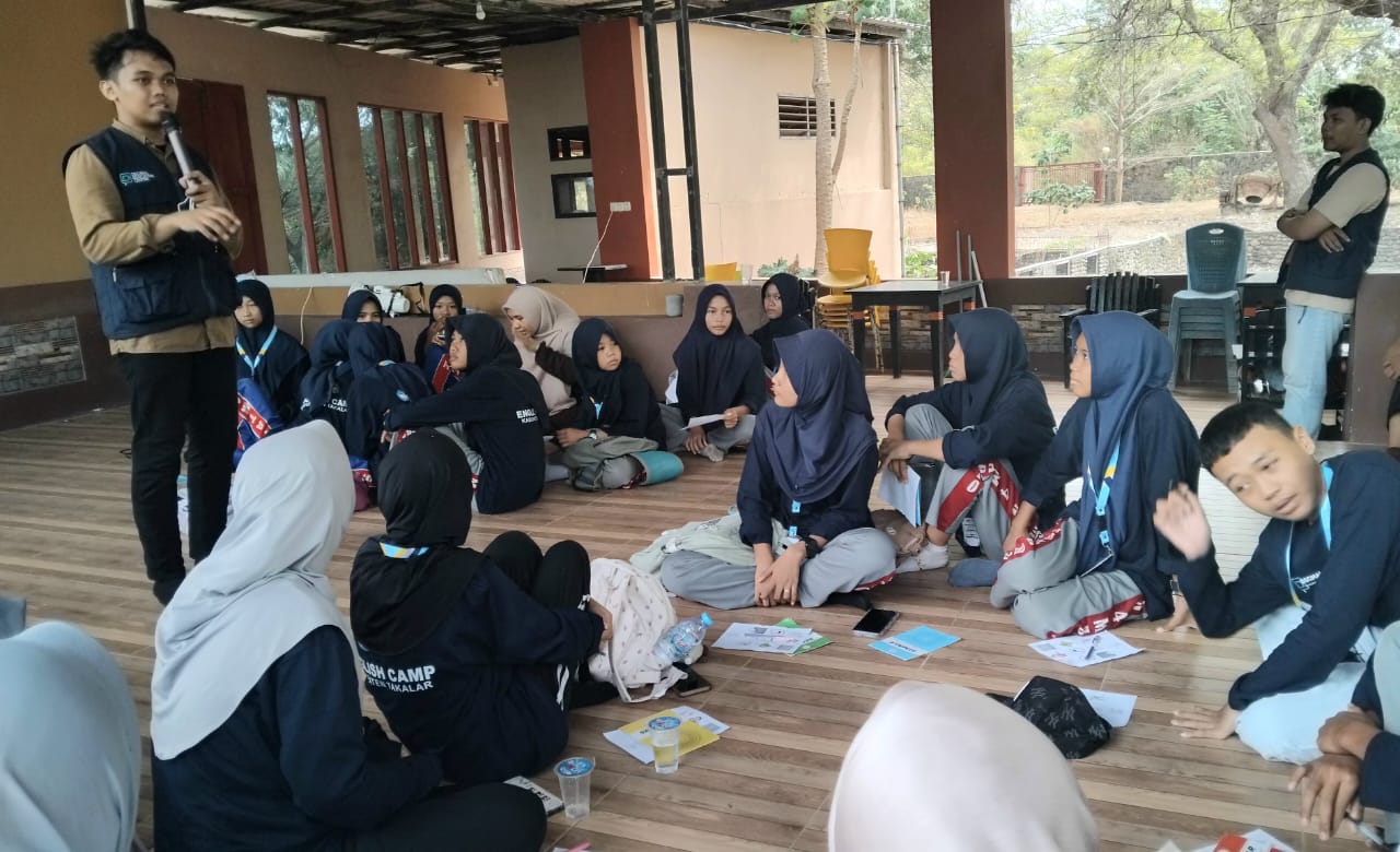 Peserta English Camp Takalar Bentuk 8 English Club, Siap Jadi Influencer Bahasa Inggris di Sekolahnya