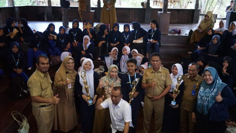 See You Next Time! English Camp DEC & Disdikbud 2025 Ditutup, Sejumlah Peserta Terima Award