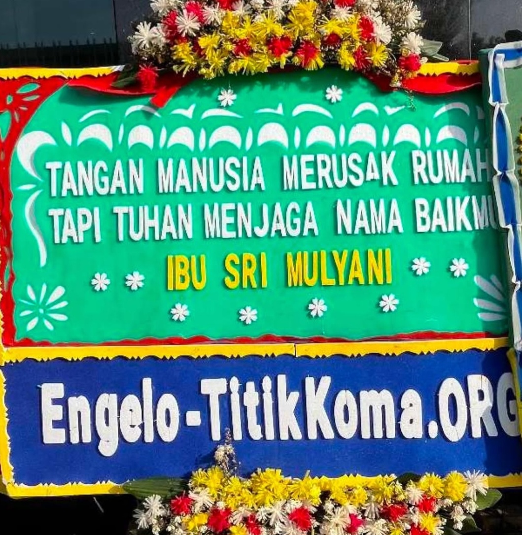 Banjir Karangan Bunga Hibur Duka Sri Mulyani