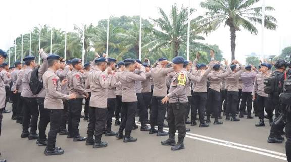 Demo Ojol Dikawal 6.118 Personel