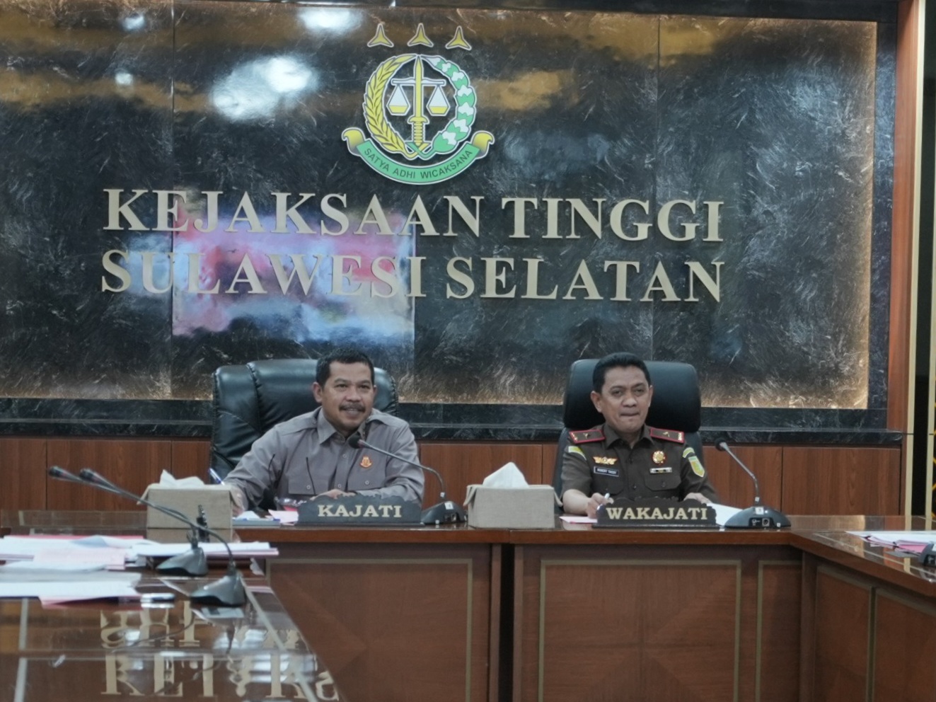 Kejati Sulsel Beri RJ Pelaku Pencurian Tabung Gas di Bone, Bebas Tapi Disanksi Sosial Bersihkan Kantor Lurah