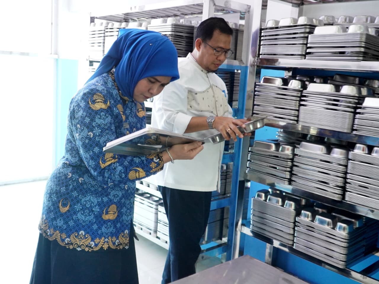Wawali Aliyah Mustika Ilham Hadiri Soft Launching Dapur MBG, Harap Anak Makassar Tumbuh Sehat