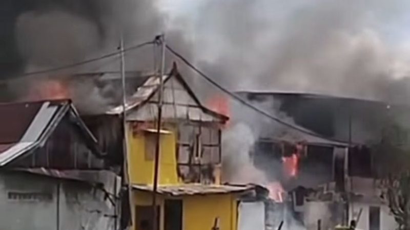 Kipas Tewas: Perang Kelompok Sapiria-Borta Memanas di Makassar, Damkar Ikut Turunkan Armada