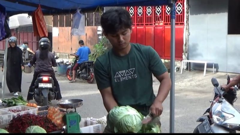 Cuaca Ekstrem, Harga Sayur-mayur di Pasar Tradisional Pinrang Anjlok