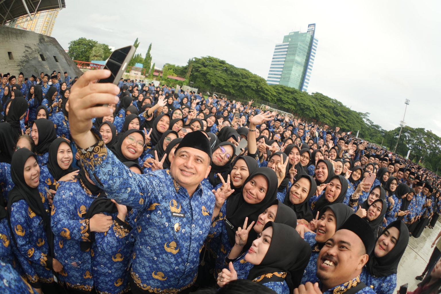 Lantik 6.936 PPPK Pemkot Makassar, Wali Kota: Tapi Kalau Ada Laporan Curang Akan Dibatalkan